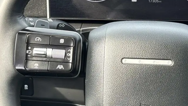 2024 Hyundai SANTA FE SE