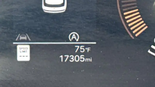 2024 Hyundai SANTA FE SE