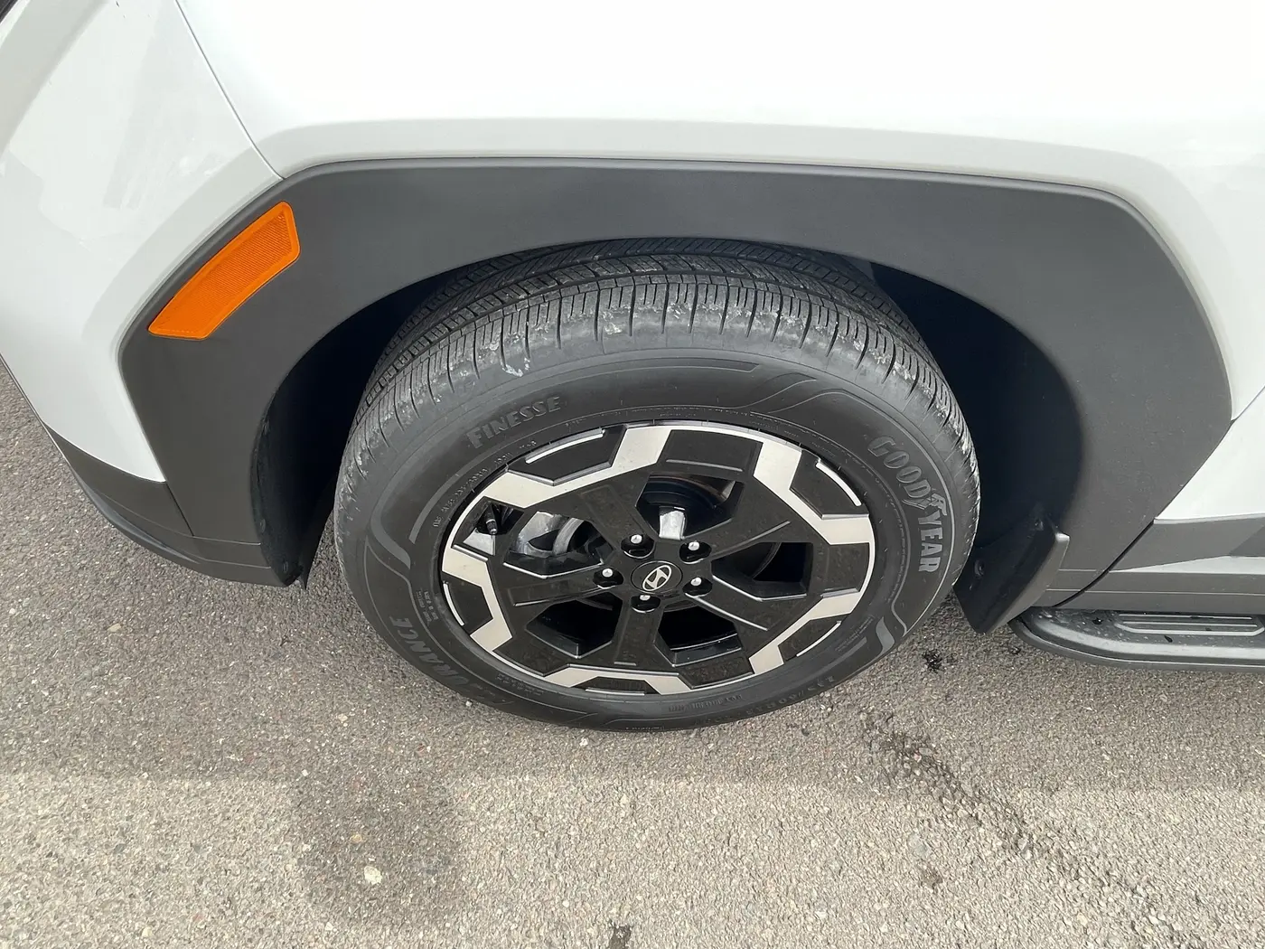 2025 Hyundai Santa Fe - $28,740