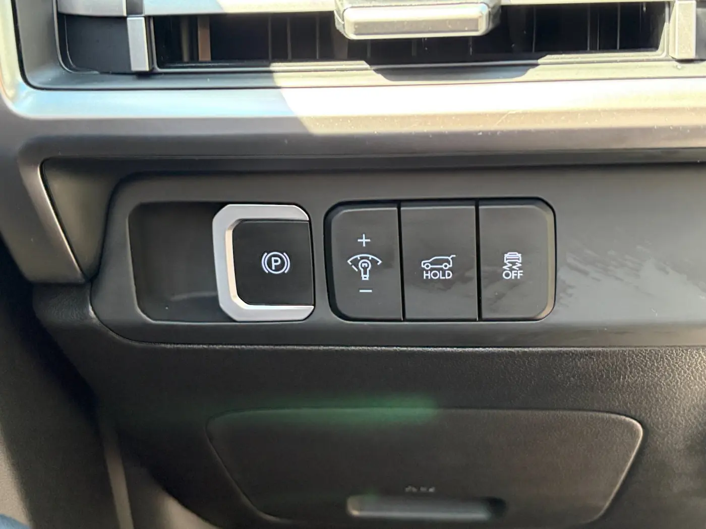 2025 Hyundai Santa Fe - $30,400