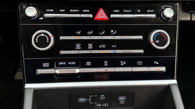 2026 Hyundai SANTA FE SE