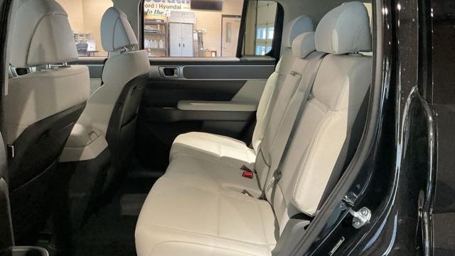 2026 Hyundai SANTA FE SE