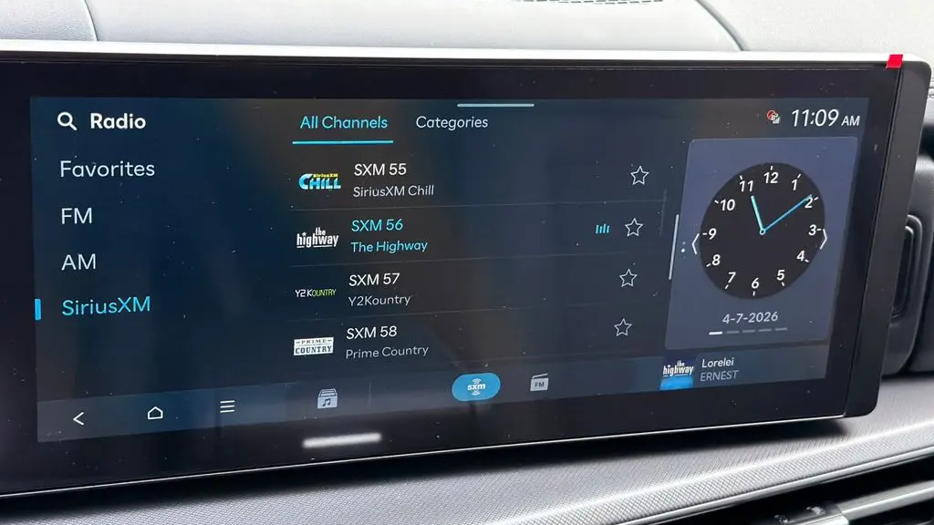 2026 Hyundai SANTA FE SE