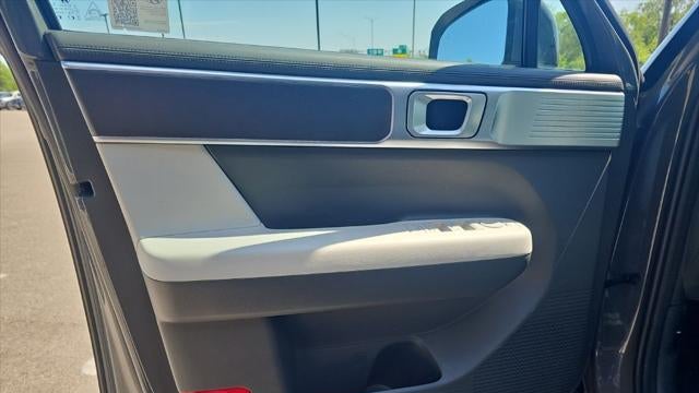 2025 Hyundai SANTA FE SE