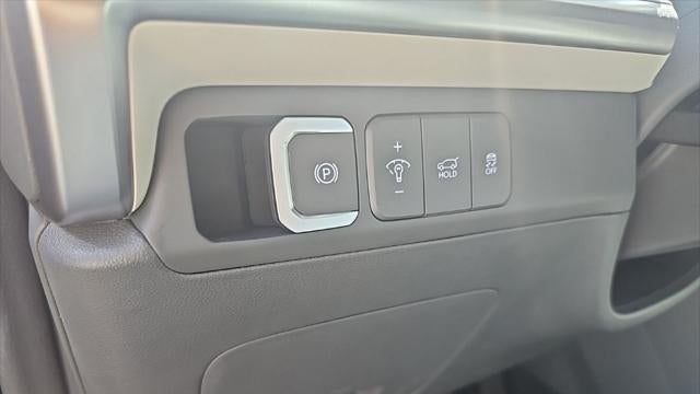 2025 Hyundai SANTA FE SE