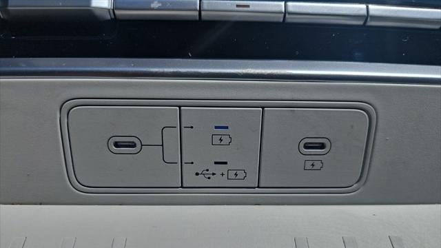 2025 Hyundai SANTA FE SE
