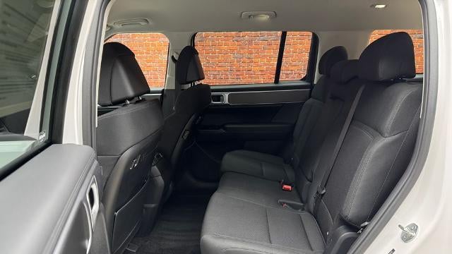 2025 Hyundai SANTA FE SE