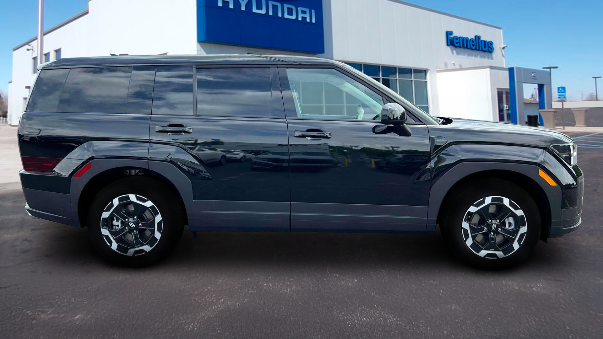 2025 Hyundai SANTA FE SE