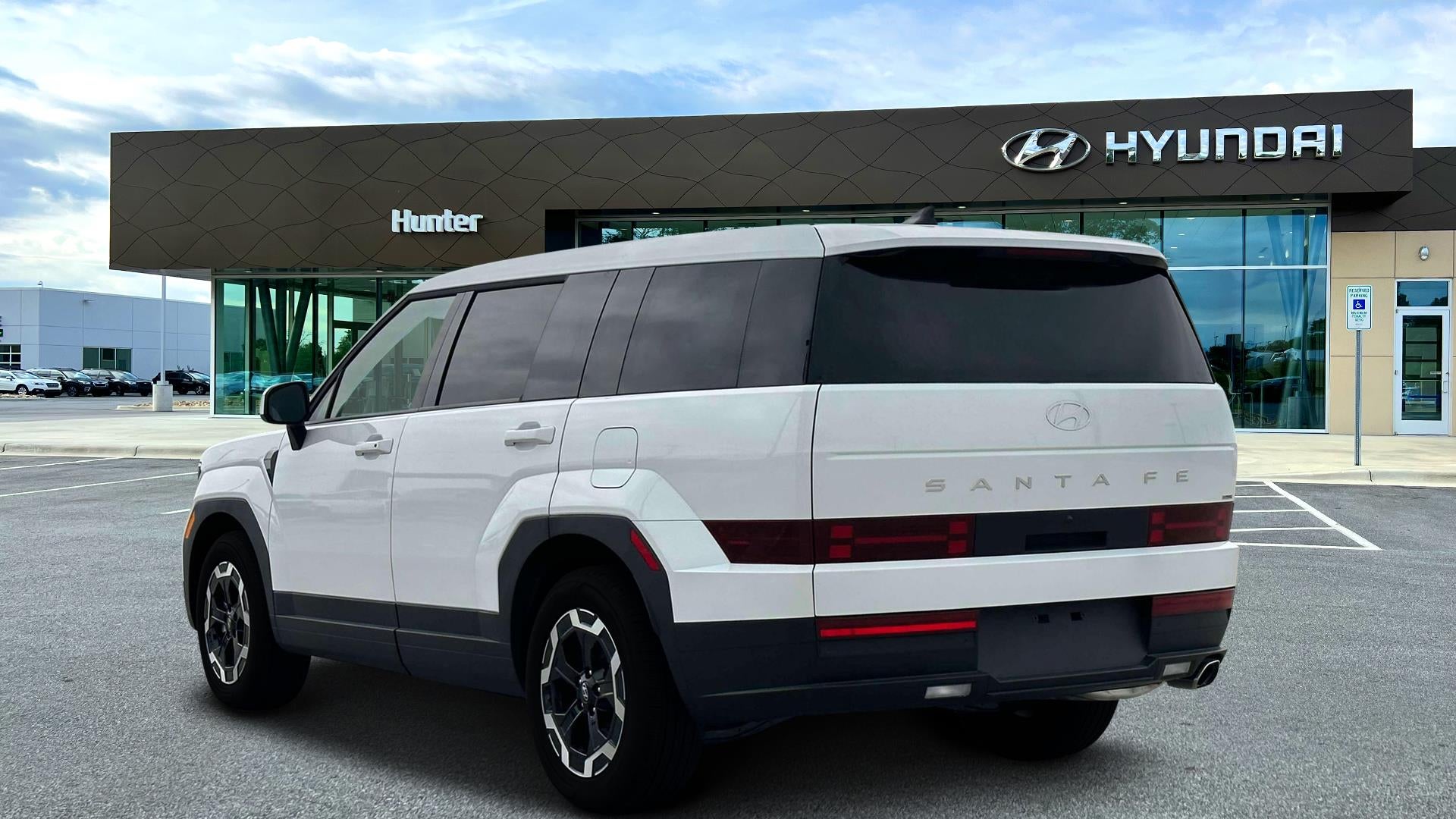 2025 Hyundai SANTA FE SE
