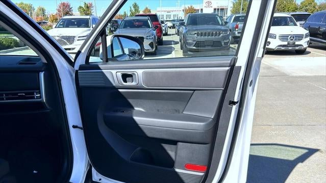 2025 Hyundai SANTA FE SE