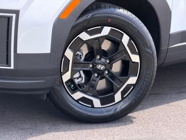 2027 Hyundai Santa Fe - $33,999