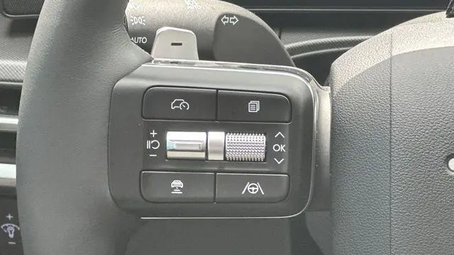 2025 Hyundai SANTA FE Hybrid SEL