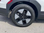2025 SANTA FE Hybrid Thumbnail 32