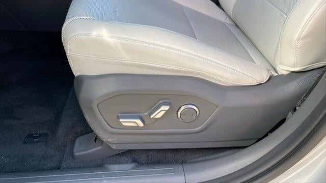 2025 Hyundai SANTA FE Hybrid SEL