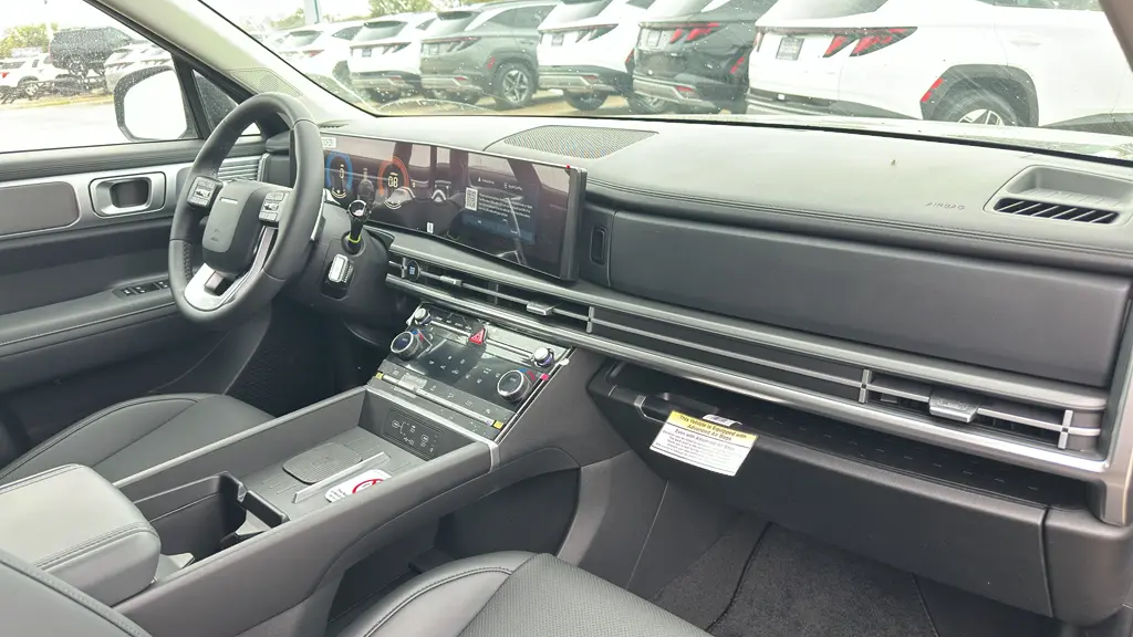 2025 Hyundai SANTA FE SEL