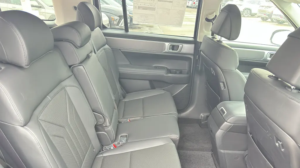 2025 Hyundai SANTA FE SEL