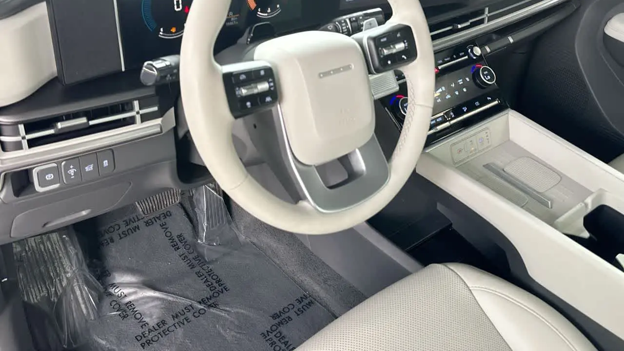 2025 Hyundai SANTA FE SEL