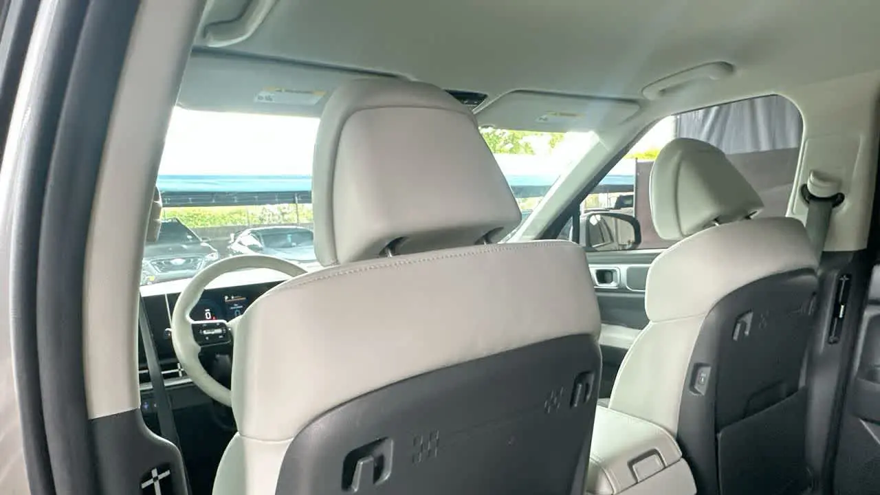2025 Hyundai SANTA FE SEL