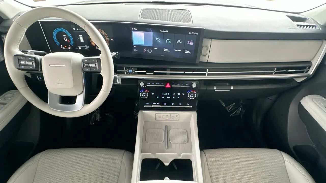 2025 Hyundai SANTA FE SEL