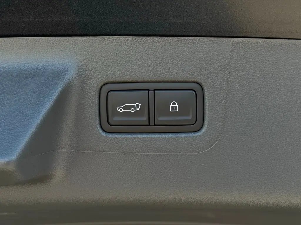 2026 Hyundai Santa Fe - $37,622