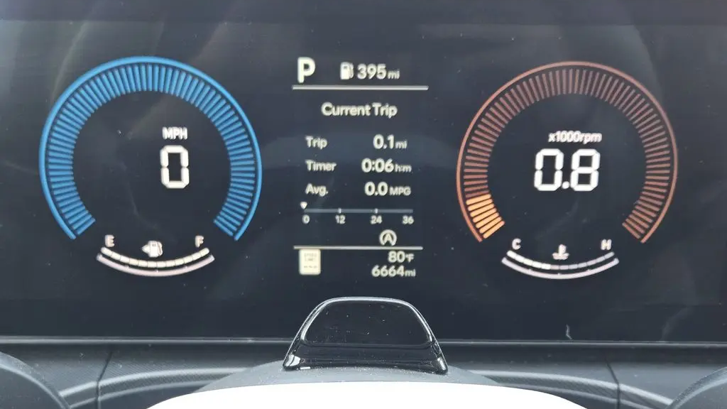 2025 Hyundai SANTA FE SEL