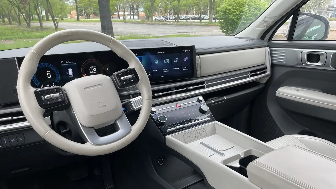 2025 Hyundai SANTA FE SEL