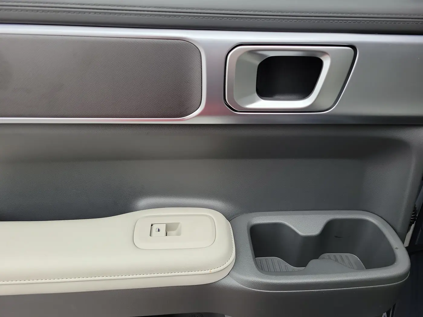 2026 Hyundai Santa Fe - $36,572