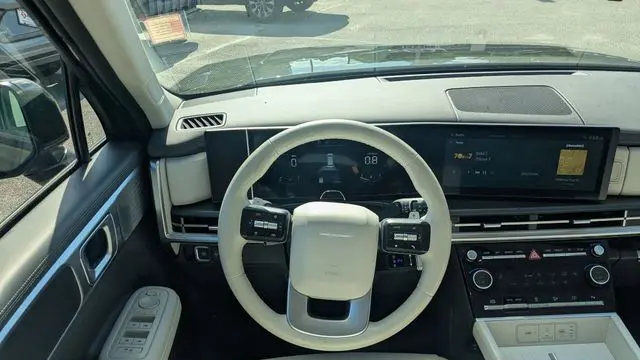2025 Hyundai SANTA FE SEL