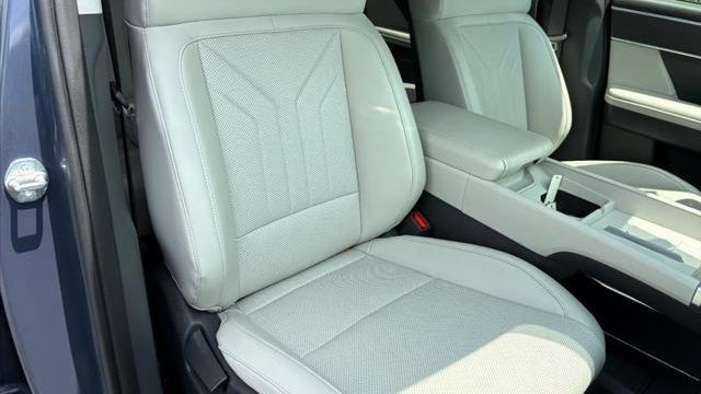 2025 Hyundai SANTA FE Hybrid SEL