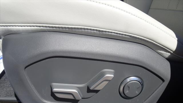 2025 Hyundai SANTA FE Hybrid SEL