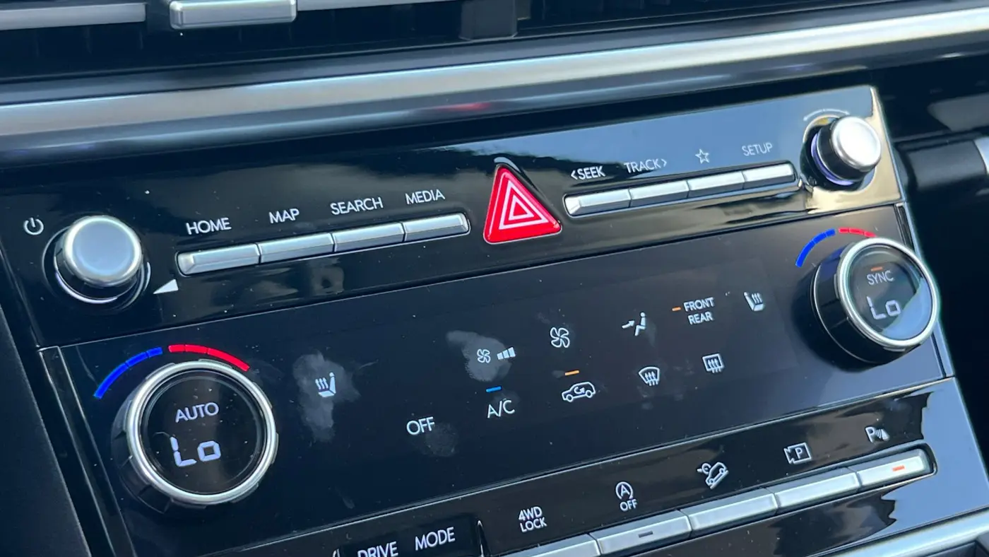2025 Hyundai SANTA FE SEL