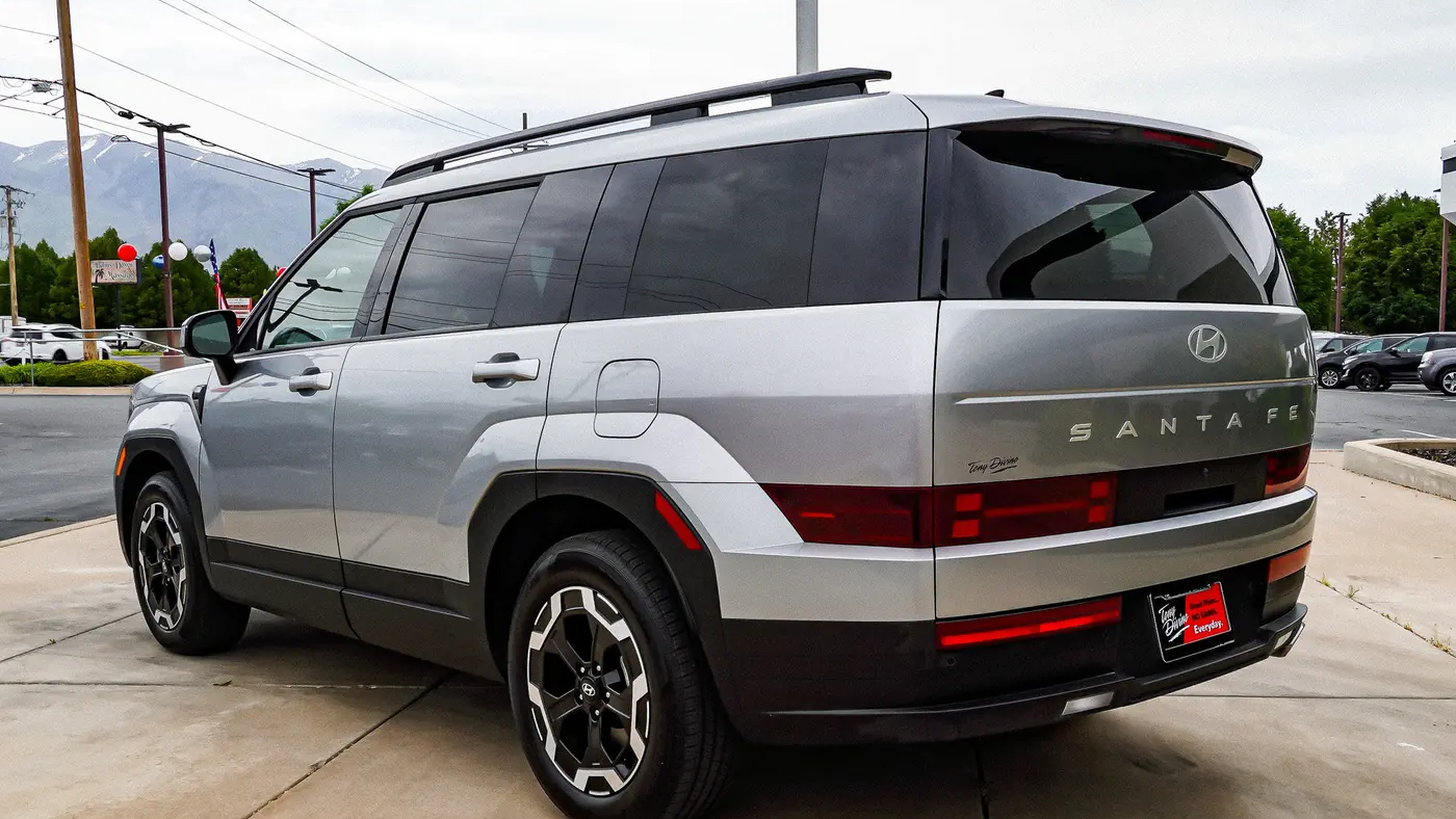 2025 Hyundai SANTA FE SEL