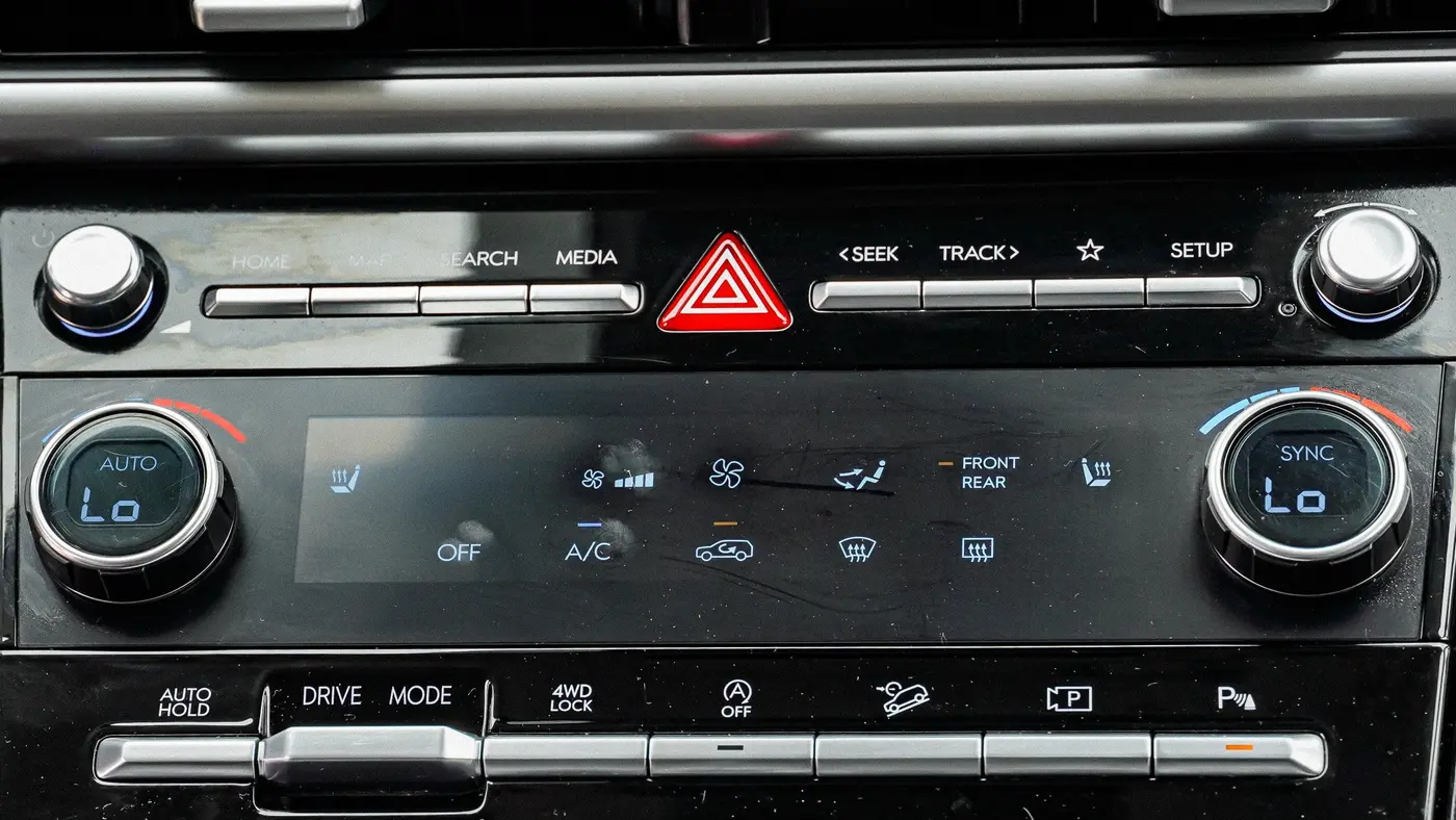 2025 Hyundai SANTA FE SEL