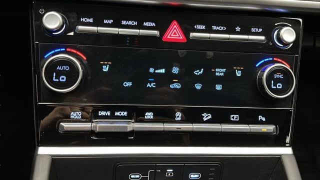 2025 Hyundai SANTA FE SEL