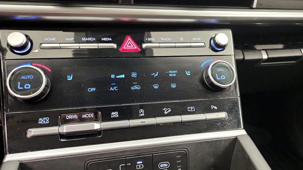 2025 Hyundai SANTA FE SEL