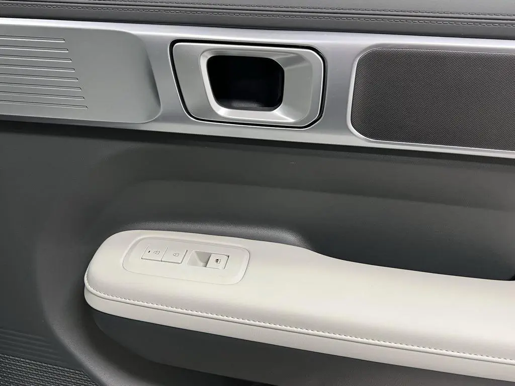 2025 Hyundai Santa Fe - $33,544