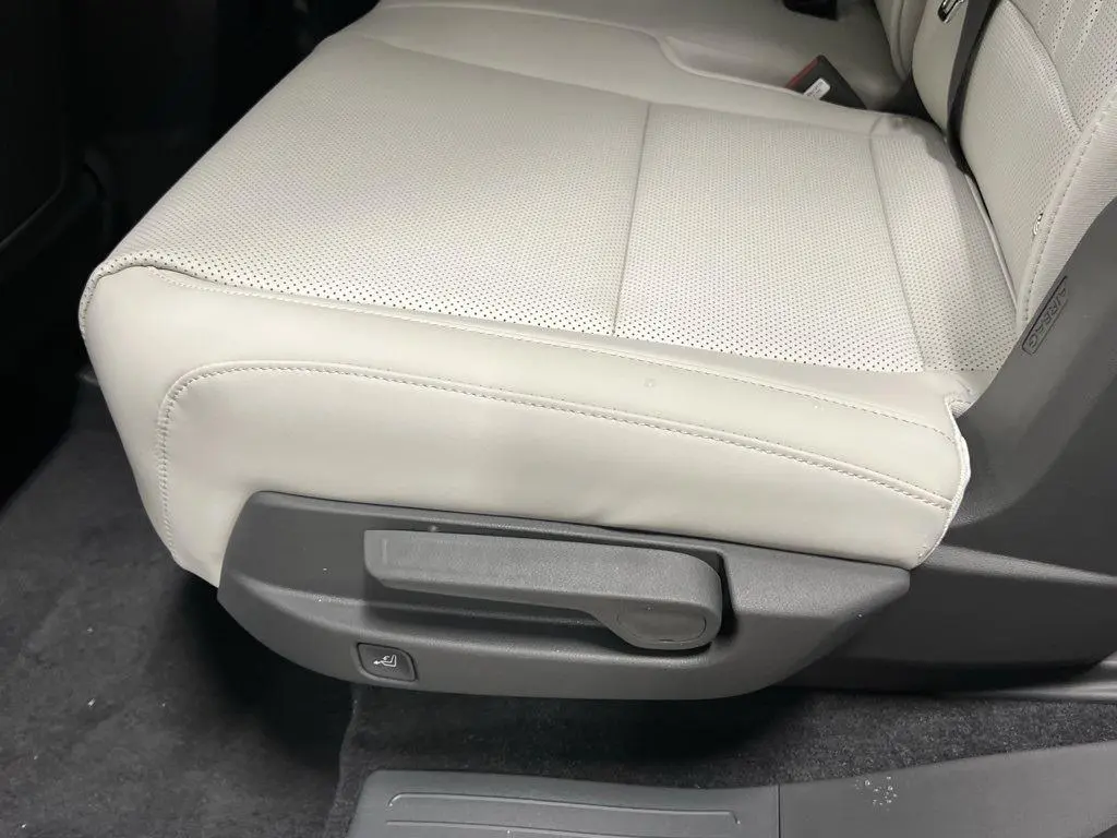 2025 Hyundai Santa Fe - $33,544
