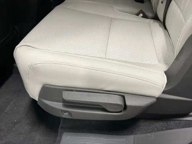 2025 Hyundai Santa Fe - $33,544