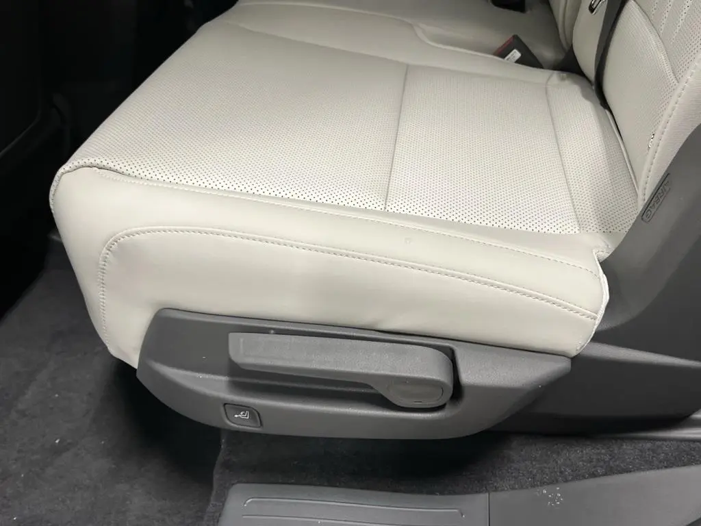 2025 Hyundai Santa Fe - $33,544