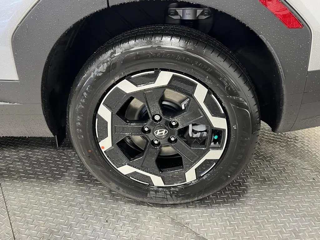 2025 Hyundai Santa Fe - $33,544