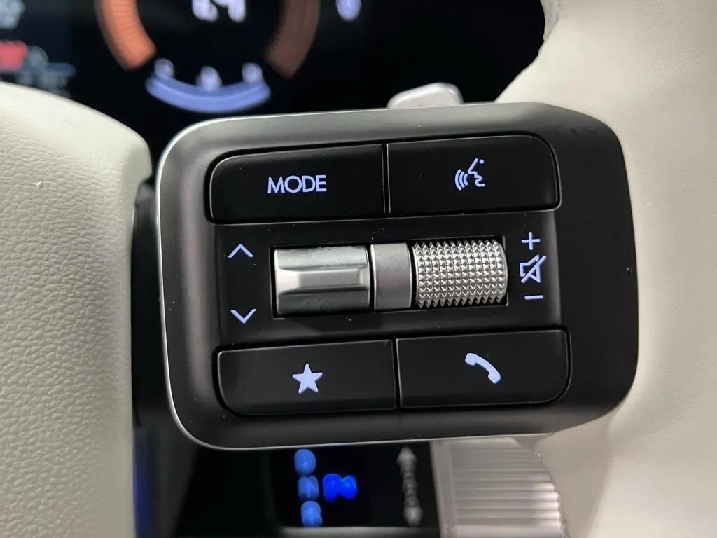 2025 Hyundai Santa Fe - $33,544