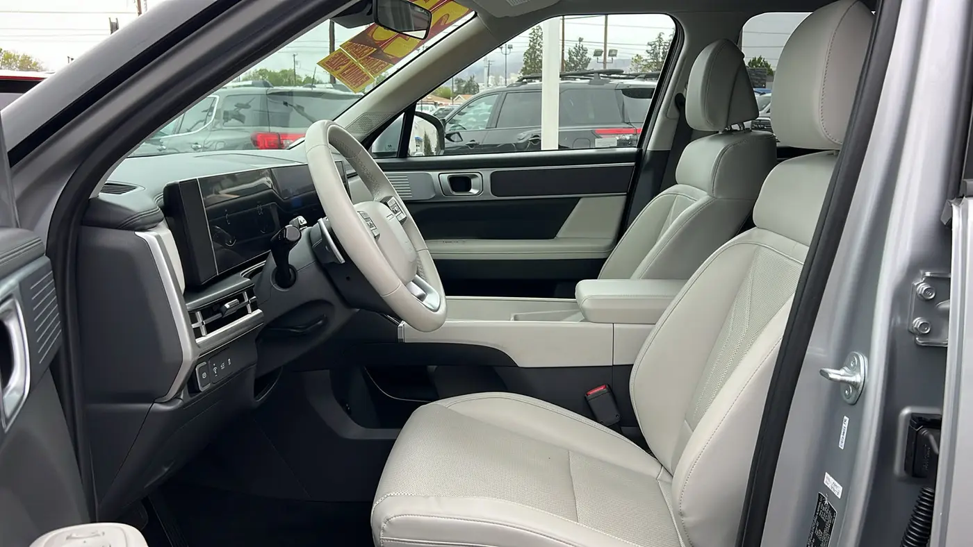 2025 Hyundai SANTA FE SEL