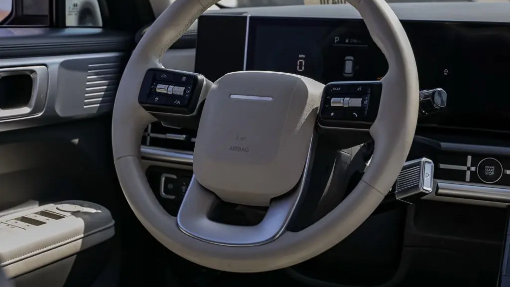 2025 Hyundai SANTA FE SEL