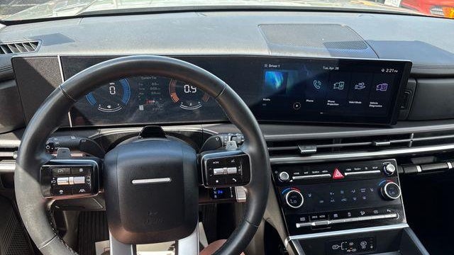 2025 Hyundai SANTA FE SEL