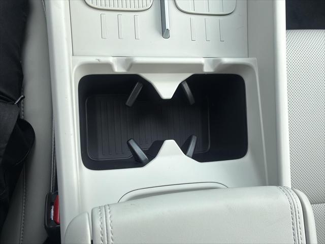 2027 Hyundai Santa Fe - $42,354