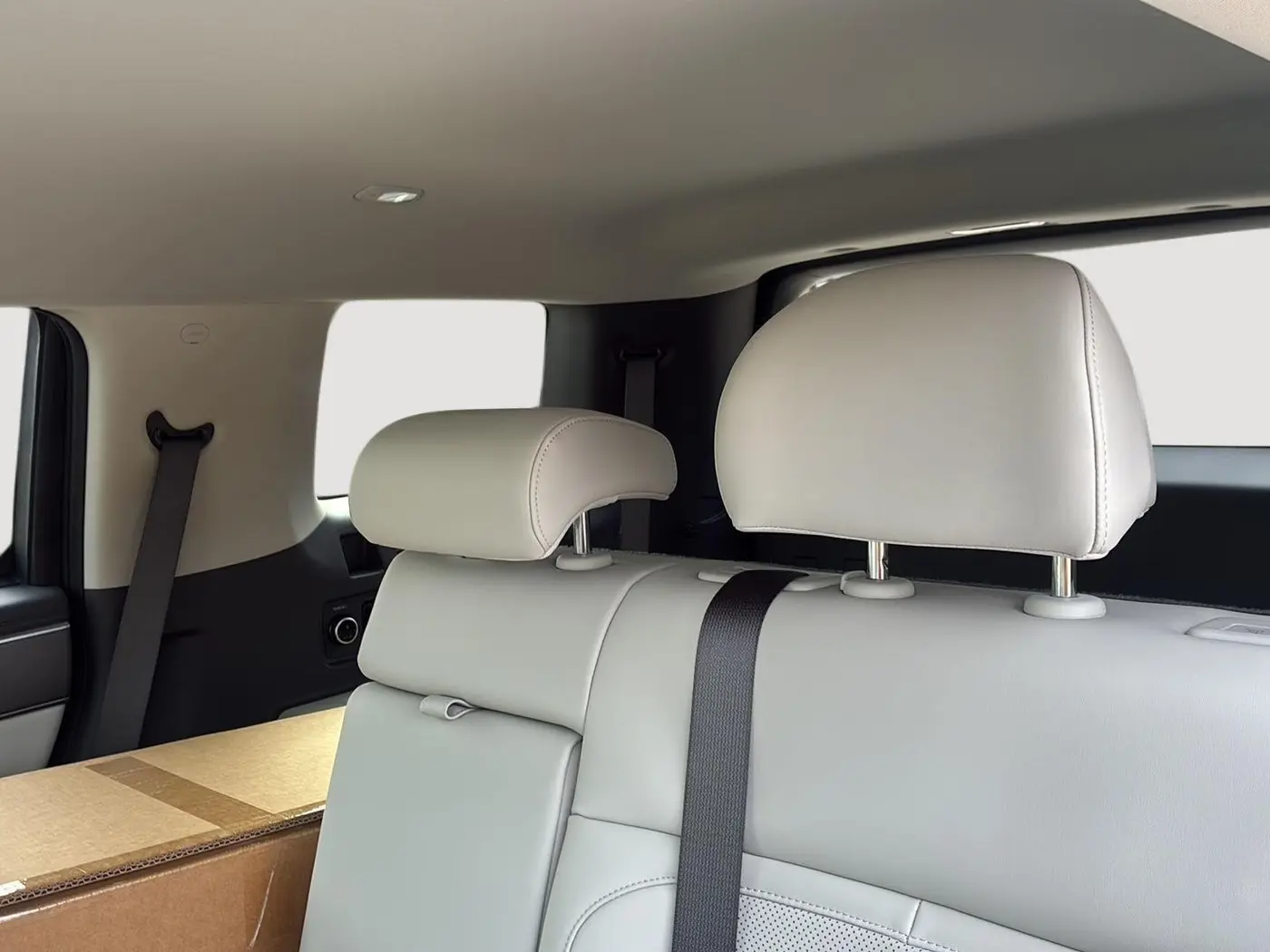 2027 Hyundai Santa Fe - $42,354