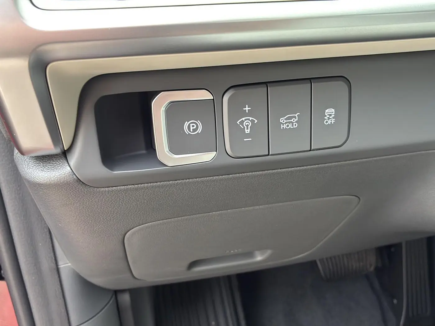 2027 Hyundai Santa Fe - $42,354