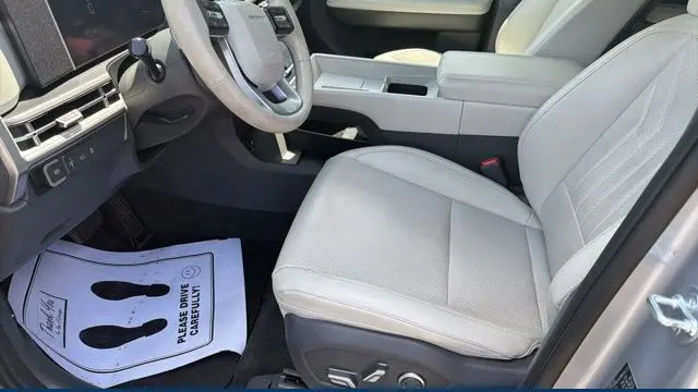 2025 Hyundai SANTA FE SEL