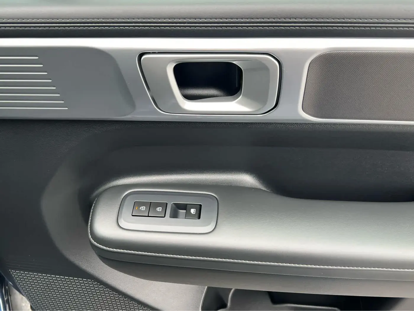 2026 Hyundai Santa Fe - $38,401
