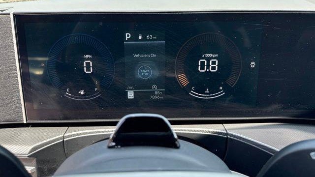 2025 Hyundai SANTA FE SEL